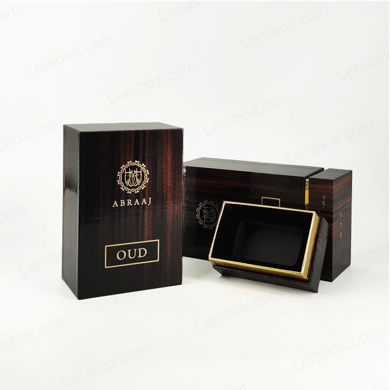 Kézzel készített merev parfümcsomagolás aranyfóliával és Eva hab betéttel HP019